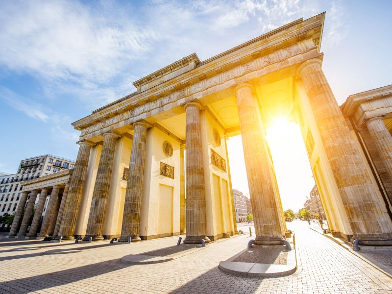brandenburg-gates-2025-03-13-07-58-43-utc.jpg